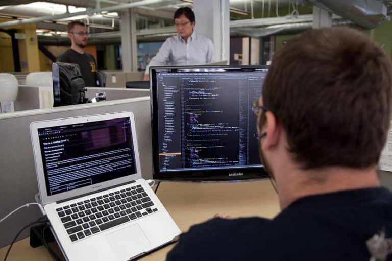 windows vs mac programming windows vs mac programming