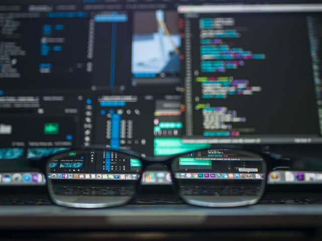 Choose a laptop for programming