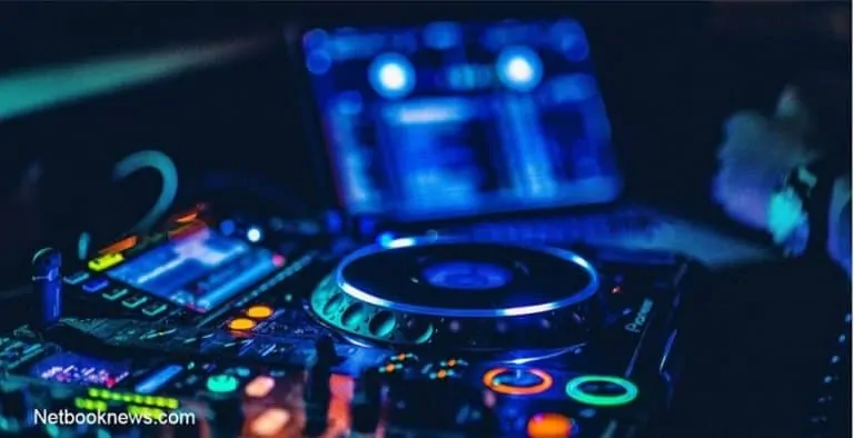 Dj equipment to buy for beginner feature image 1