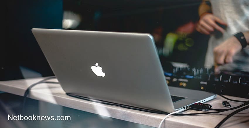 Why do DJs Use Macbooks?
