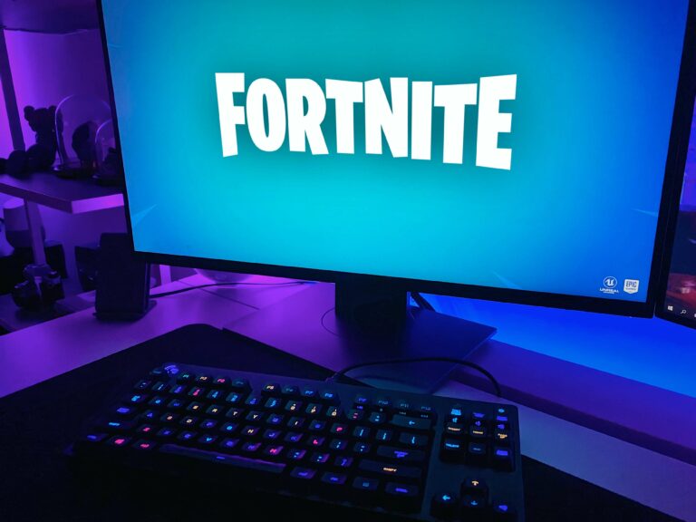 can you play fortnite on mac