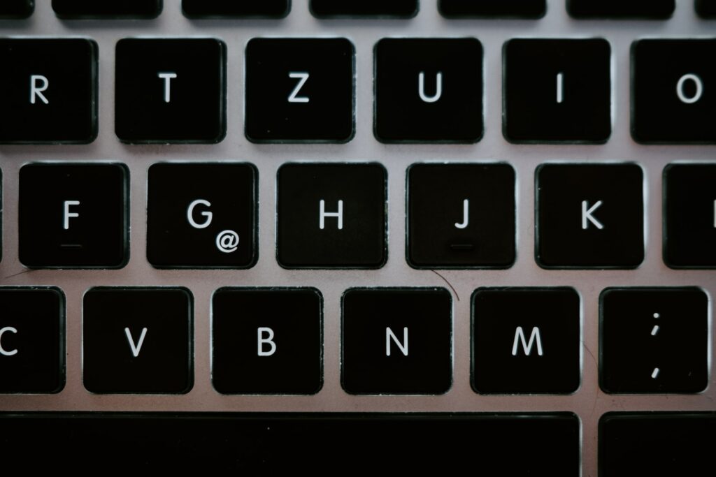 unlocking-a-macbook-keyboard